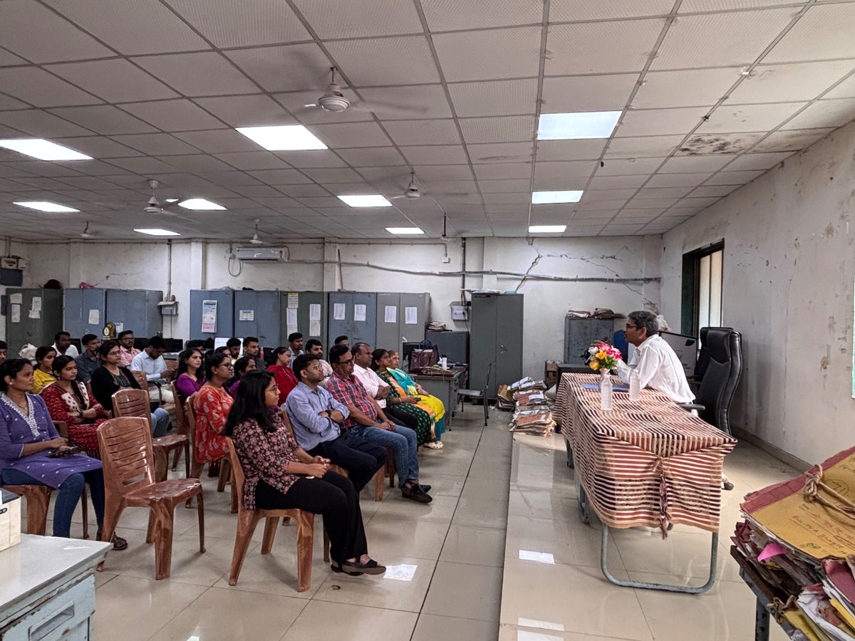 मंडल कार्यालय, बोरीवली में दिनांक 05/12/2024 को प्रातः 11 बजे से कार्यस्थल पर महिलाओं के यौन उत्पीड़न पर जागरूकता/संवेदनशीलता (रोकथाम, निषेध और निवारण) अधिनियम, 2013 विषय पर कार्यक्रम आयोजित किया  गया था ।