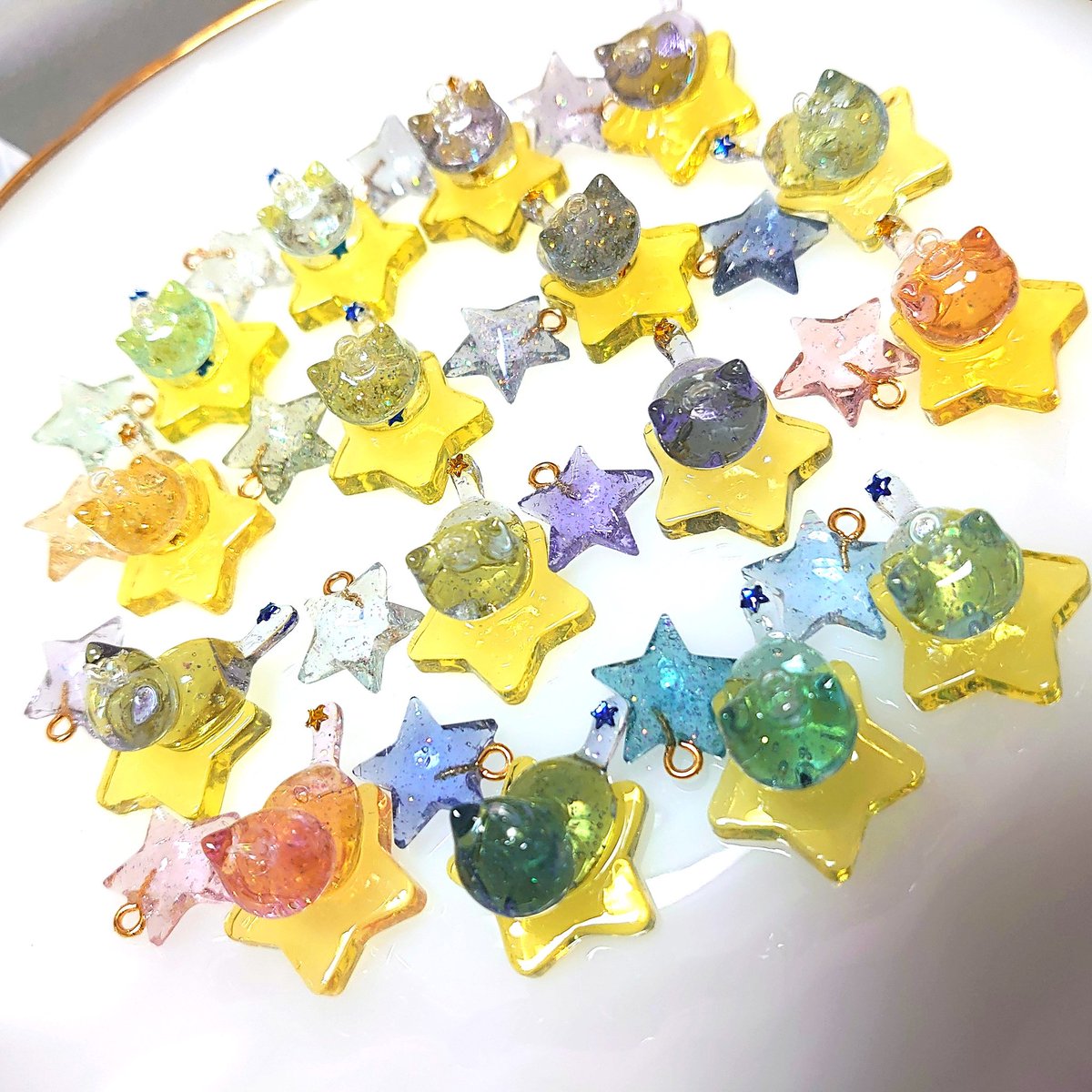 kinagomamona's tweet photo. こんばんは🌛
いつもありがとうございます🌼*･
一日の終わりにぜひ覗いてみてください😊
素敵なご縁がきっと、あります🐱🐾

https://t.co/1QEtm8Jxfx
#三成殿のリポスト祭り
#ハンドメイド作品
#レジンアクセサリー https://t.co/DPpYL04kUP