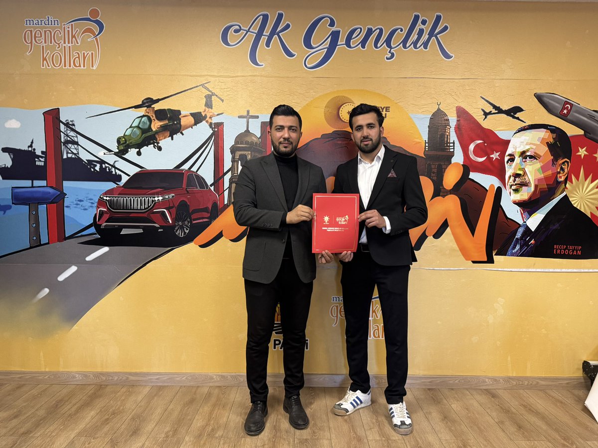 TarikAtli47's tweet photo. Genel Merkez Gençlik Kolları Başkanlığımız ile yaptığımız istişareler sonucunda Yeşilli İlçemizde 7. Olağan Kongre adayımız Emrah Bilen olarak belirlenmştir. 

Yeşilli ve Mardin gençliğimize hayırlı olsun.

@emrah_bilen47 https://t.co/HTpuULYEFC