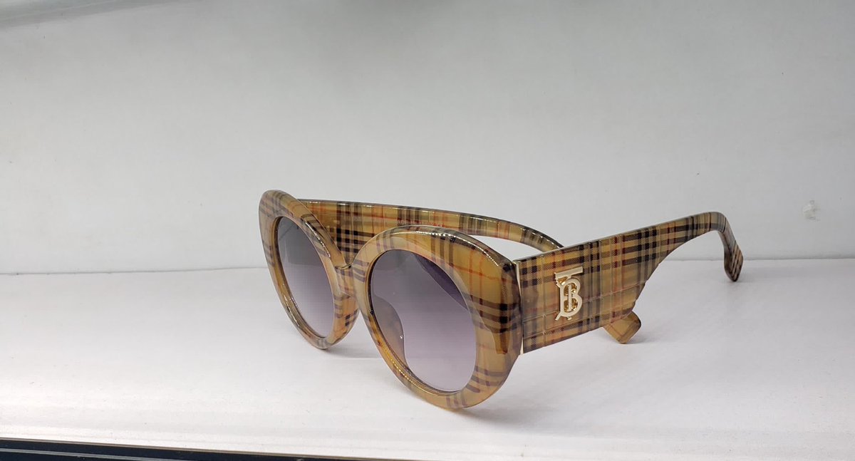 Esther_Tabamubi's tweet photo. Ladies sunnies available at 40,000 
Call/WhatsApp 0707247174 to place your orders. 
#ETCollections https://t.co/2zCJ89Z3sF