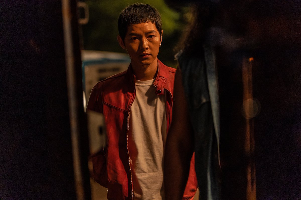 sangs_song's tweet photo. 플러스엠 #송중기 국희 새로운 스틸컷 

<보고타: 마지막 기회의 땅> 12월 31일 극장 대개봉

#보고타_마지막기회의땅 #보고타 #송중기 https://t.co/0PGMVeRXSP