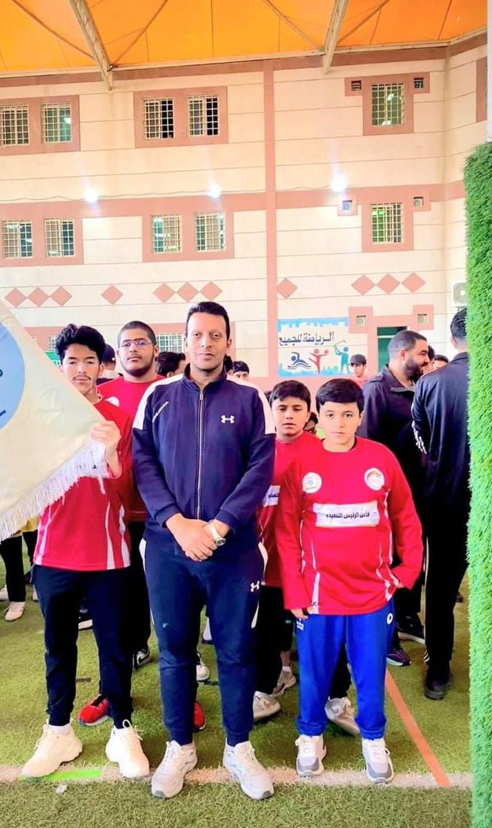 RACO_EDU's tweet photo. #بطولة|
شارك طلابنا في افتتاح بطولة الرئيس التنفيذي والتي أقامتها مدارس أضواء الرياض .
كل التوفيق طلابنا⚽️
#التنمية_المتكاملة
#مدارس_رحاب_المعرفة https://t.co/DB160Se9Gi