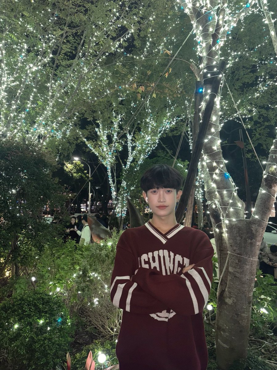 fiiiiish tweet media