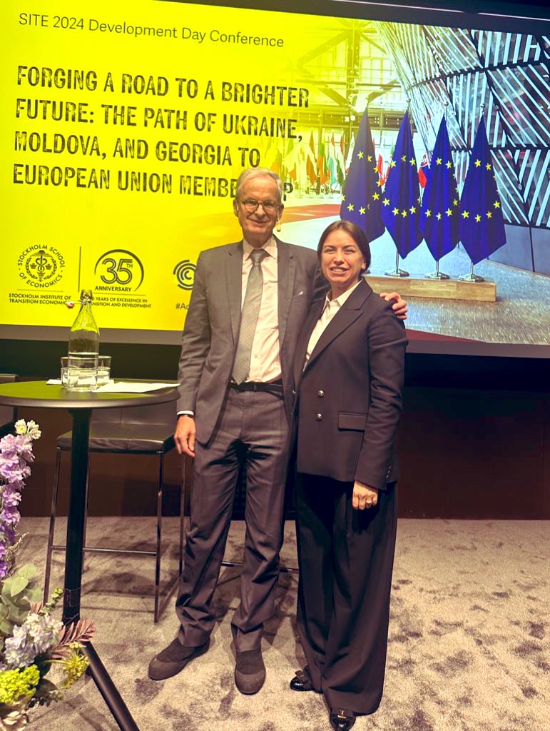 Liliana Gutan (@lilianagutan) on Twitter photo 🇲🇩🇸🇪 Engaging discussion with <a href="/DanielssonEU/">Christian Danielsson</a> at the <a href="/SITEStockholm/">Stockholm Institute of Transition Economics (SITE)</a> on EU reforms, enlargement, hybrid threats, and Moldova in the EU and Nordic space.
✅ “The EU must export stability, or we will import instability.”
<a href="/FREEnetworkorg/">FREE NETWORK</a> 🇲🇩🇸🇪 Engaging discussion with <a href="/DanielssonEU/">Christian Danielsson</a> at the <a href="/SITEStockholm/">Stockholm Institute of Transition Economics (SITE)</a> on EU reforms, enlargement, hybrid threats, and Moldova in the EU and Nordic space.
✅ “The EU must export stability, or we will import instability.”
<a href="/FREEnetworkorg/">FREE NETWORK</a>