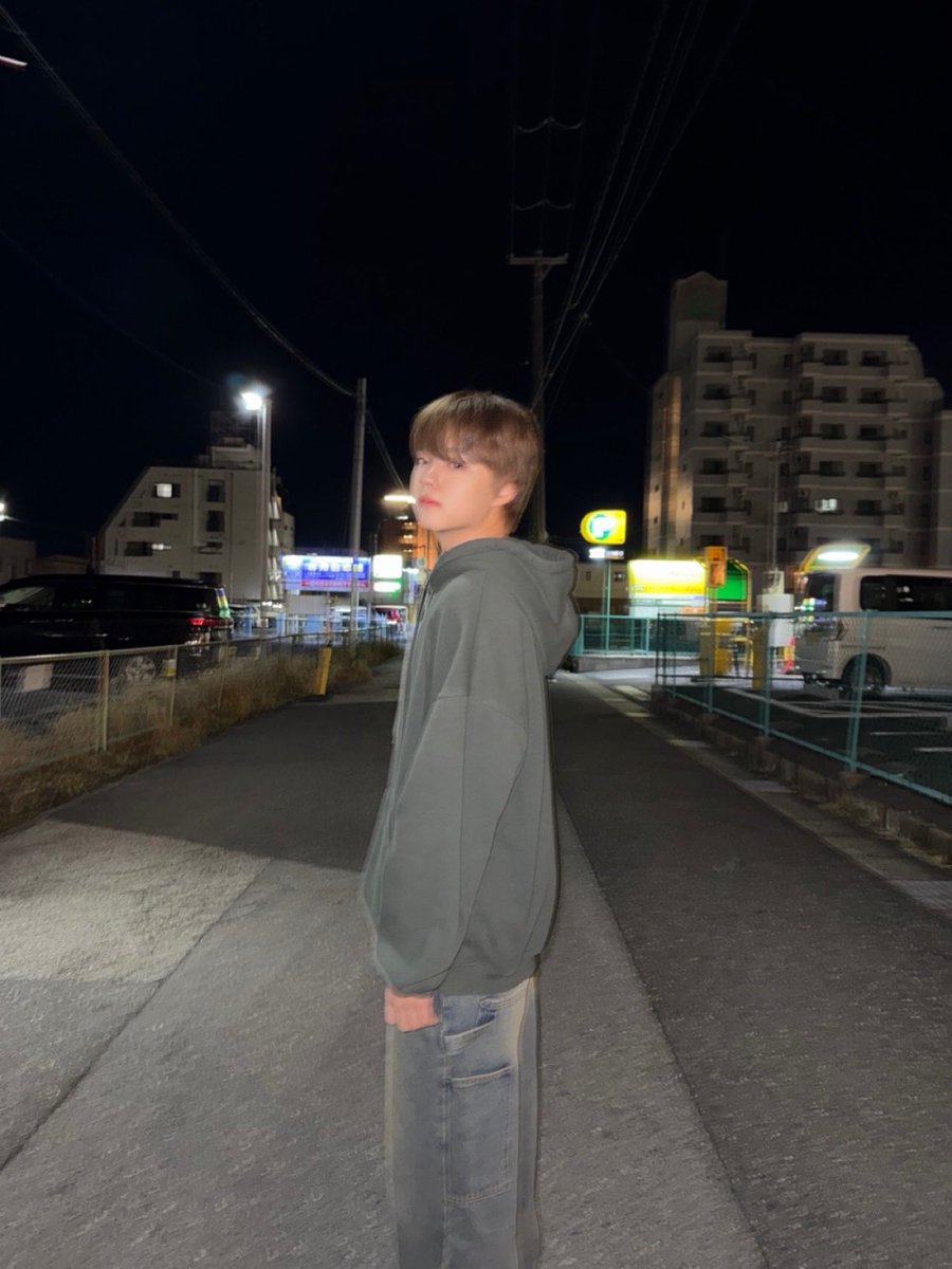 thewind_twt's tweet photo. [#안찬원] 누가 찍어줬을까요~~~ https://t.co/MXJmeLyMxD