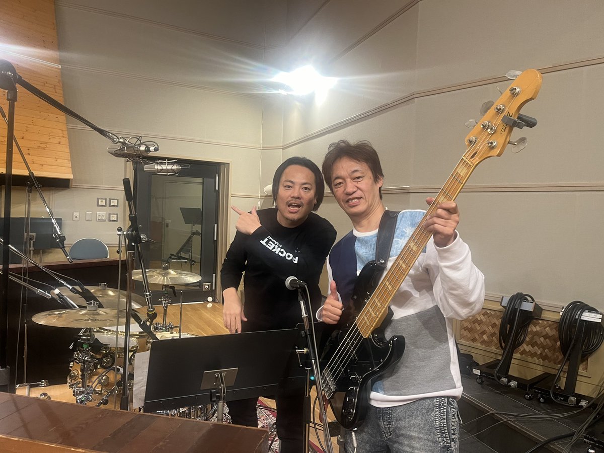 テツのドラムを愛してやまない人はたくさんいます。
僕もその一人！
今日もグルーヴシャワーを浴びて幸せ！
#Masato Saito
#波田野哲也
#物部彩花
#Landmark Stadio