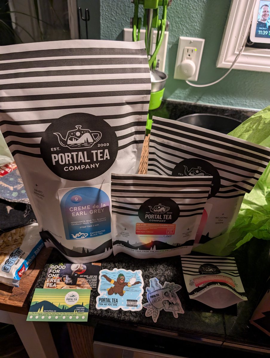 Thanks <a href="/teachaite/">Tea Chai Té</a>!