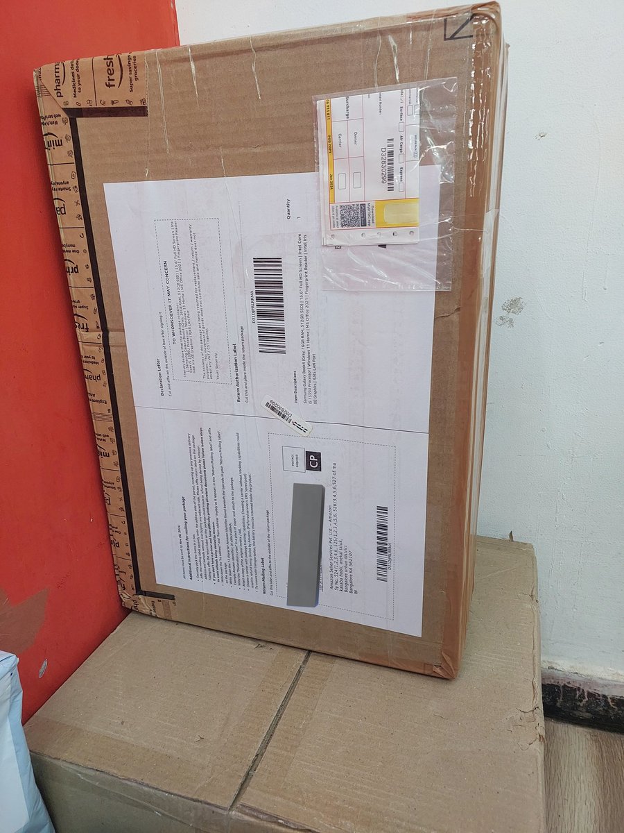 Swetha__reddy's tweet photo. Amazon's Worst Customer Service Experience @AmazonHelp
@amazonIN
I ordered a Samsung Galaxy Book 4 on November 11. Upon receiving the product, I found that no Microsoft products were included, this product should come with lifetime license for MS Office 2021 https://t.co/8tb8nSebAN