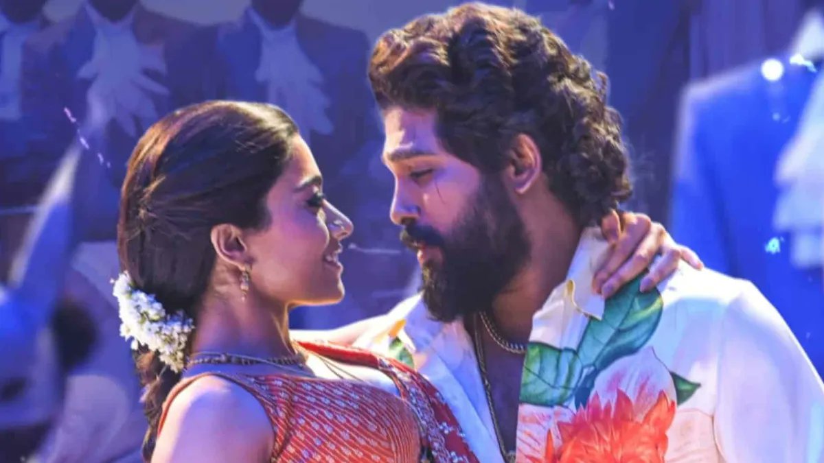 voxtrending's tweet image. 🔥 #WildfirePushpa is taking over the screens and hearts! 🌿💥 Power-packed action, gripping drama, and Pushpa’s unstoppable rise. Have you joined the frenzy yet? 🌟👊 #PushpaFever #BlockbusterAlert  #WildfirePushpa📷#Puspa2