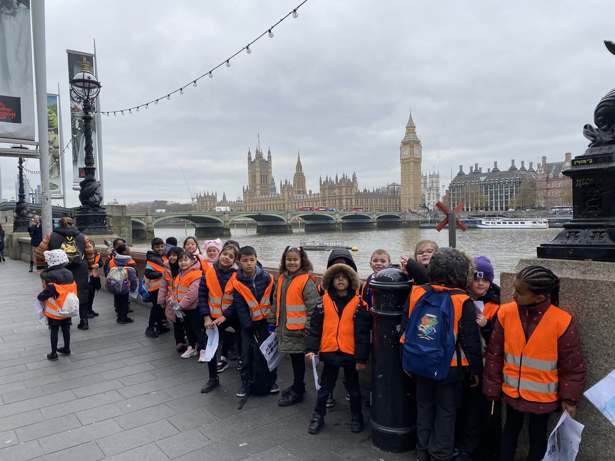Plum Tree class had a fantastic trip into London to see some of the famous landmarks. We used our maps to find a route to the London Eye, Big Ben and found a Paddington Mural too. We even saw King Charles being driven into Buckingham Palace! What a great day we had! <a href="/foxfield/">FoxfieldPrimary</a>