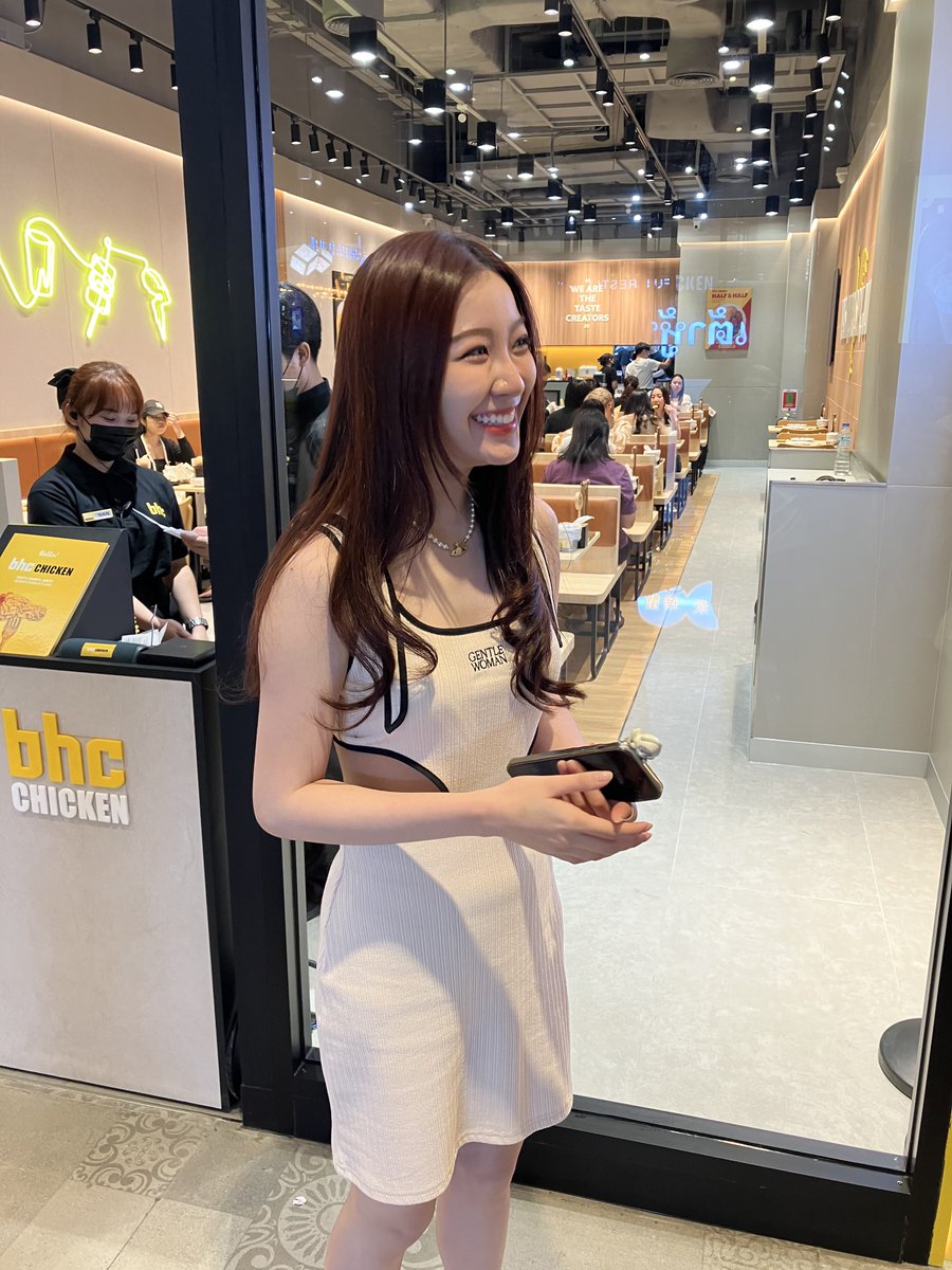 bnkbankkrwt's tweet photo. สตางค์ #Stangtari ✨#BHCchicken https://t.co/DQ6KIhEfp3