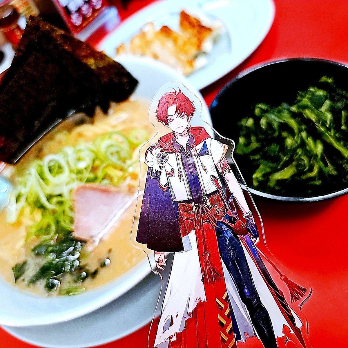 ukatanman's tweet photo. 人生初⸜ෆ⸝‍山岡家~！
辛い🍜しか食べないからウルトラ激辛ラーメン食べたかったけど1番最初は推しのオススメだよなぁ！って 醤油 と ほうれん草を別皿🌱 ほうれん草多くて笑った🤣 

またツルギ連れて山岡家行こうと思う ·͜·♡ https://t.co/QS9aikuUMl