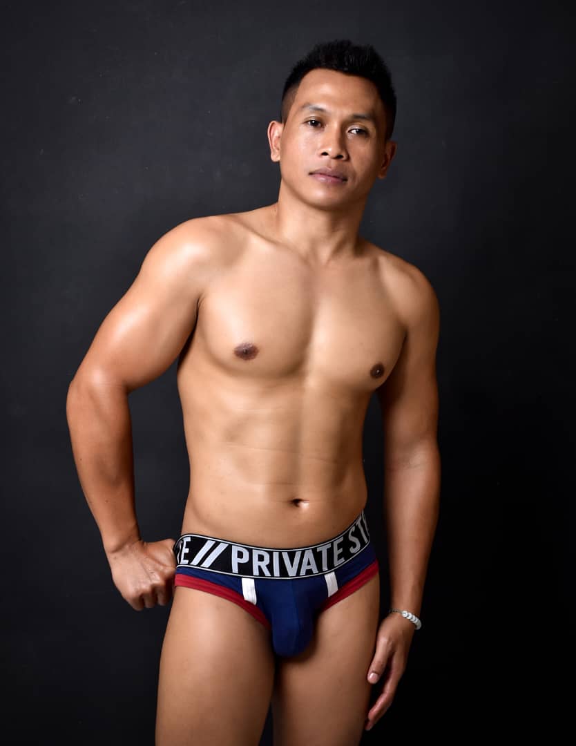 SammyR87343's tweet photo. Real tradisional javanese full body massage include sex service for incall or outcall available....+62889-8038-5288
#pijatsurabaya 
#massagesurabaya 
#pijattunjunganplaza
#openbosurabaya 
#escortsurabaya
#MassageFullBodyMassage https://t.co/uSRmmdo2E7