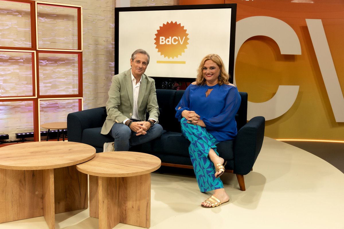 En el programa de hui:

- Continuem donant tota l’actualitat
- Psicologia de la queixa amb <a href="/nachocoller/">Nacho Coller</a> 
- L’agenda del cap de setmana <a href="/mcmontesb/">Mari Carmen Montes Benlloch</a> 
- <a href="/rubenfenollar/">Chef Ruben Fenollar</a> cuina uns natxos especials

Des de les 10:00 h en <a href="/apunt_media/">À Punt</a> 
@carolinafemenia <a href="/dtorres_apunt/">David Torres</a> <a href="/dav_gzm/">David Gozálvez</a>