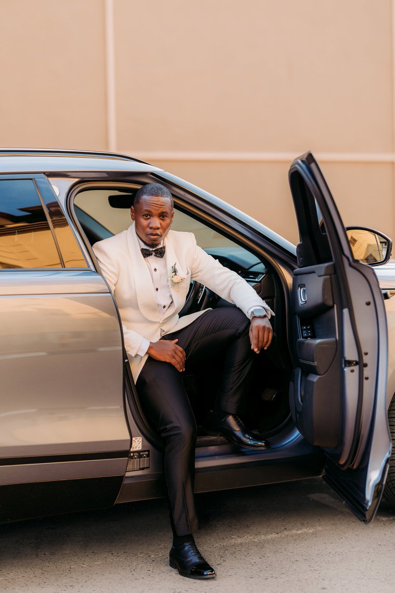 Signature_pics's tweet photo. Stepping into forever, one stylish step at a time. #DapperGroom #WeddingDay #SignaturePictures
https://t.co/U3y21ZYAOK https://t.co/koqgR4nNZx