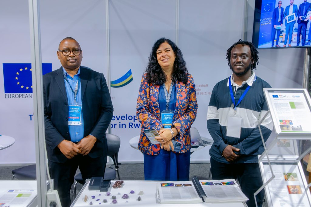 giz_rwanda's tweet image. Excited to support and participate in #RwandaMiningWeek taking place at #KCEV! Join and explore the best of #Rwanda's mining sector and visit our booth to learn how, with support from @EUinRW &amp;amp; @BMZ_Bund, we're contributing to #SustainableMining in Rwanda. #GermanCooperation