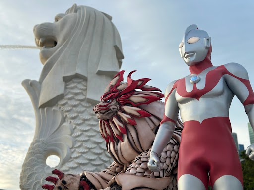 TsuburayaGlobal's tweet photo. Ultraman has arrived in Singapore!
Keep your excitement going for this weekend's Singapore Comicon!!

#Ultraman #Merliger #SGCC https://t.co/eHTQUjiswV