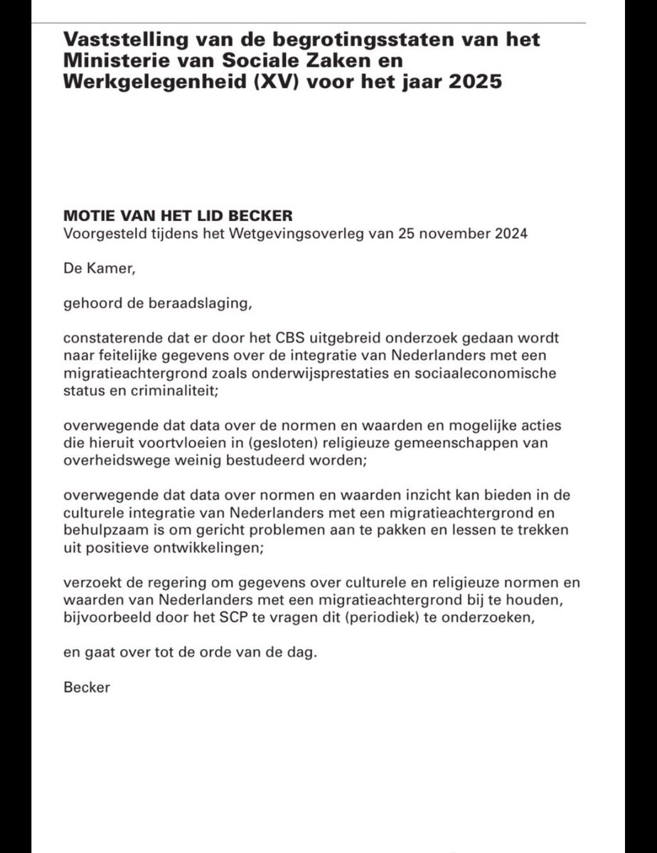 toontencate's tweet photo. @PetravanDam3 Een hele wijze motie. Feitelijke data kan je op sturen. Niets met racisme te maken. Gaat over religie, integratie, sociaal economisch en criminaliteit. Hoe kan je hiervoor je kop in het zand steken? Je cijfers liegen niet. Feiten. Lees de hele motie even en lees niet enkel de kop https://t.co/njoPpGRAFx