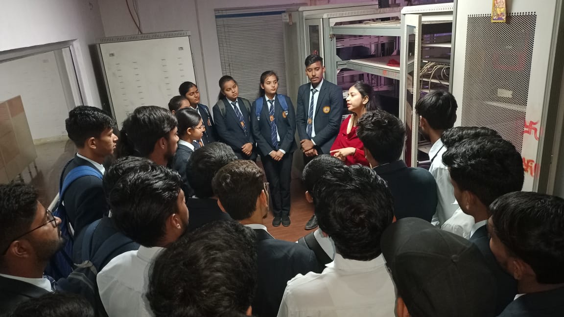 STPILucknow's tweet photo. #CSE Students of Bansal Institute of Engineering and Technology, Lucknow visited #STPILucknow wherein they have been apprised about various activities,schemes &amp; initiatives of #STPIINDIA including #NGIS, #Sabudh, #CoEs &amp; #LEAPAHEAD 2
#Startups ecosystem. 
@arvindtw  @stpiindia https://t.co/H1PxB16Lc6