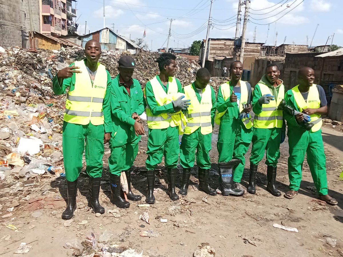 kepro_ke's tweet photo. Restoring Dignity to Waste Pickers:
At #KEPRO, our mission to manage post-consumer packaging waste and promote sustainable waste management wouldn’t be possible without the invaluable contributions of waste pickers—the backbone of waste recovery.
This year, we’ve collaborated with waste pickers across 41 counties, listening to their stories and drawing inspiration from their dedication. In 2024 alone, we supported them by providing 1,800 sets of Personal Protective Equipment (#PPEs), 400 essential tools (including spades, fork jembes, rakes, gunny bags), and 328 bins,( inclusive of cages).
We remain committed to empowering and uplifting waste pickers, restoring their dignity, and scaling our impact together in the coming year.
#KEPROinAction #CircularEconomy #SustainableWasteManagement