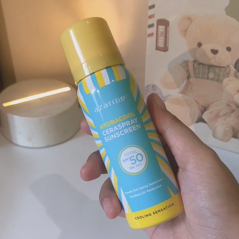 sukashoppingg_'s tweet image. selain praktis dipakenya, ini juga praktis banget buat dibawa kemanapun

fiks liburan akhir tahun wajib banget bawa ini, sangat travel friendly✨

btw sunscreen ini aman buat semua jenis kulit yaa👍

#EffortlessProtection