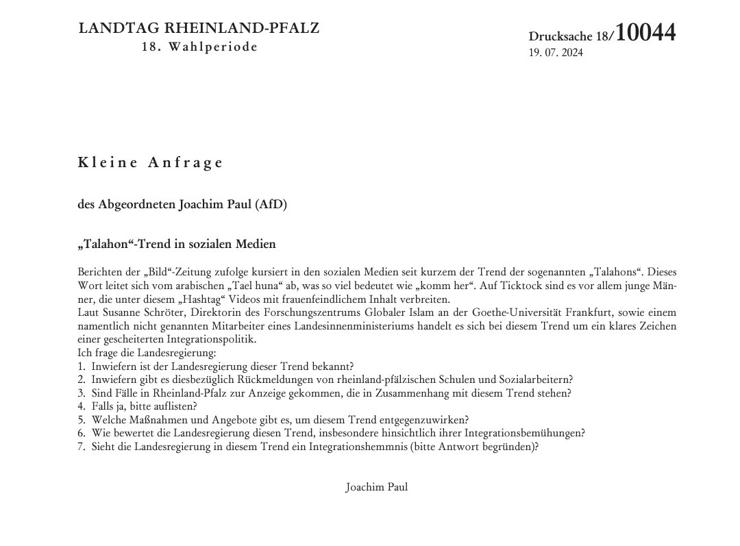 aemmpfau's tweet photo. Frau Schneider-Gärtner ist mit Abstand die faulste Abgeordnete des Landtags M-V. Links Kleine Anfrage aus RLP, rechts fast identische Anfrage von Ihr.
Es ist definitiv nicht das erste Mal.
#ltmv @ndr https://t.co/n1FFXBe3uI