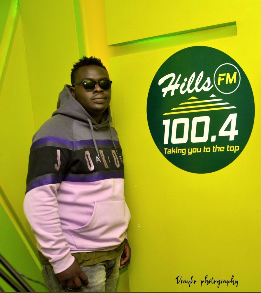 hillsfmkabale's tweet photo. Your Requests For The #ElevenAtEleven On Air Now With @McShammy97//@LizzieHumble
Stream Live https://t.co/YJcyobBfFV
#hillsfmamtopm
#takingyoutothetop
#freshhitsforkigezi https://t.co/oKN9C9blUN