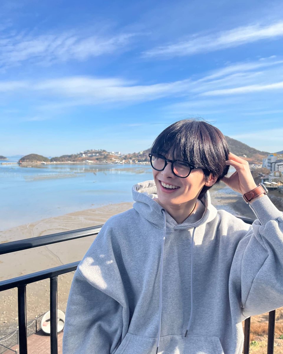 hyunlix_jeongho's tweet photo. ๐๐'๐ ๐๐ ๐๐๐๐๐๐ ๐ฉต๐ง๏ธ
{#StrayKids #Jeongin #IN #I_N #HE_S_SO_LOVELY #MYMAN #MYHUSBAND #PUMPMEOUT #AFewClouds #ClearSky #LOVEYOU #YouMakeStrayKidsStay } https://t.co/XII5cuWMvV