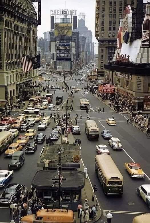 Times Square, New York City 1956 🇺🇸