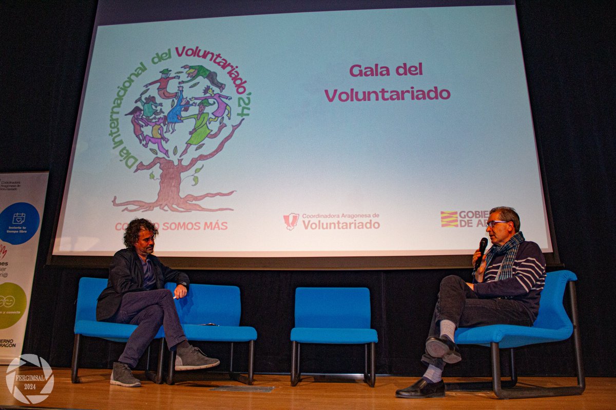 AragonVoluntari's tweet photo. Y aprovechando el #diainternacionaldelvoluntariado os dejamos algunas imágenes de la gala de ayer. Hoy es el día de decir #Gracias, #ContigoSomosMas

#aragonvoluntario https://t.co/DEeTyuvPZ9