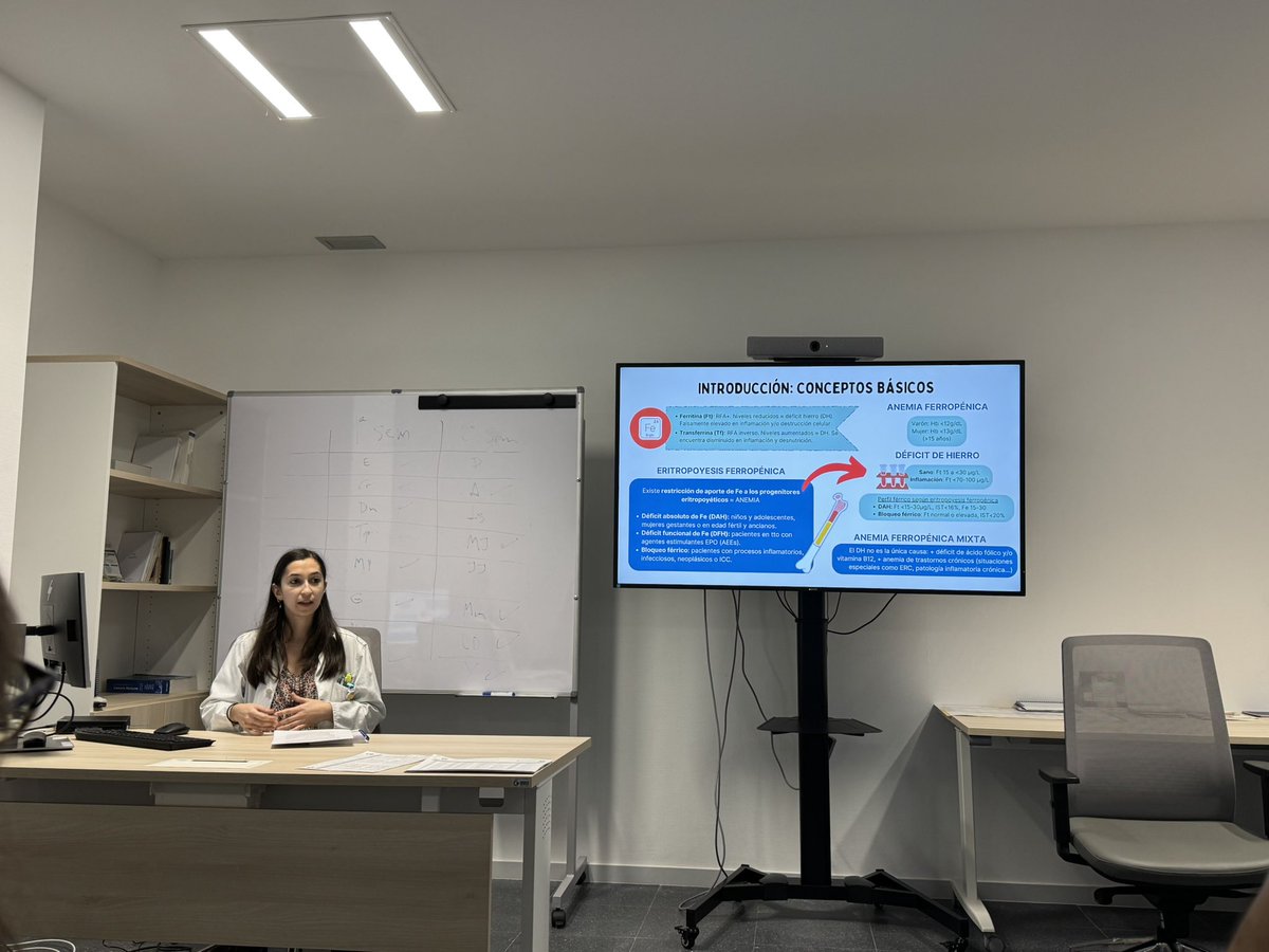Nuestra R3 <a href="/hachelena98/">Helena GG</a> ha dado hoy una magnífica sesión en el servicio de geriatría 👵👴 sobre la utilización del hierro. 🩸⛓️