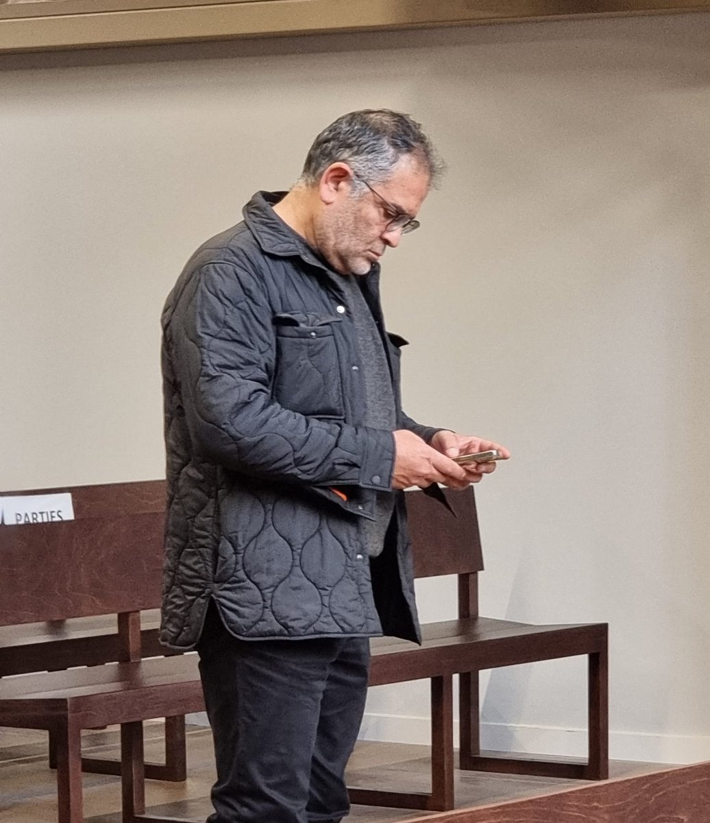 DavidLaMars's tweet photo. Procès #RuedAubagne 
Après l'audition comme témoin du proprio attentiste du local commercial et de la cave du 65, le tribunal a regretté qu'il soit passé lui aussi à travers les mailles des poursuites. Aujourd'hui début des plaidoiries des parties civiles 
À lire dans @lamarsweb https://t.co/r6j0wbymic