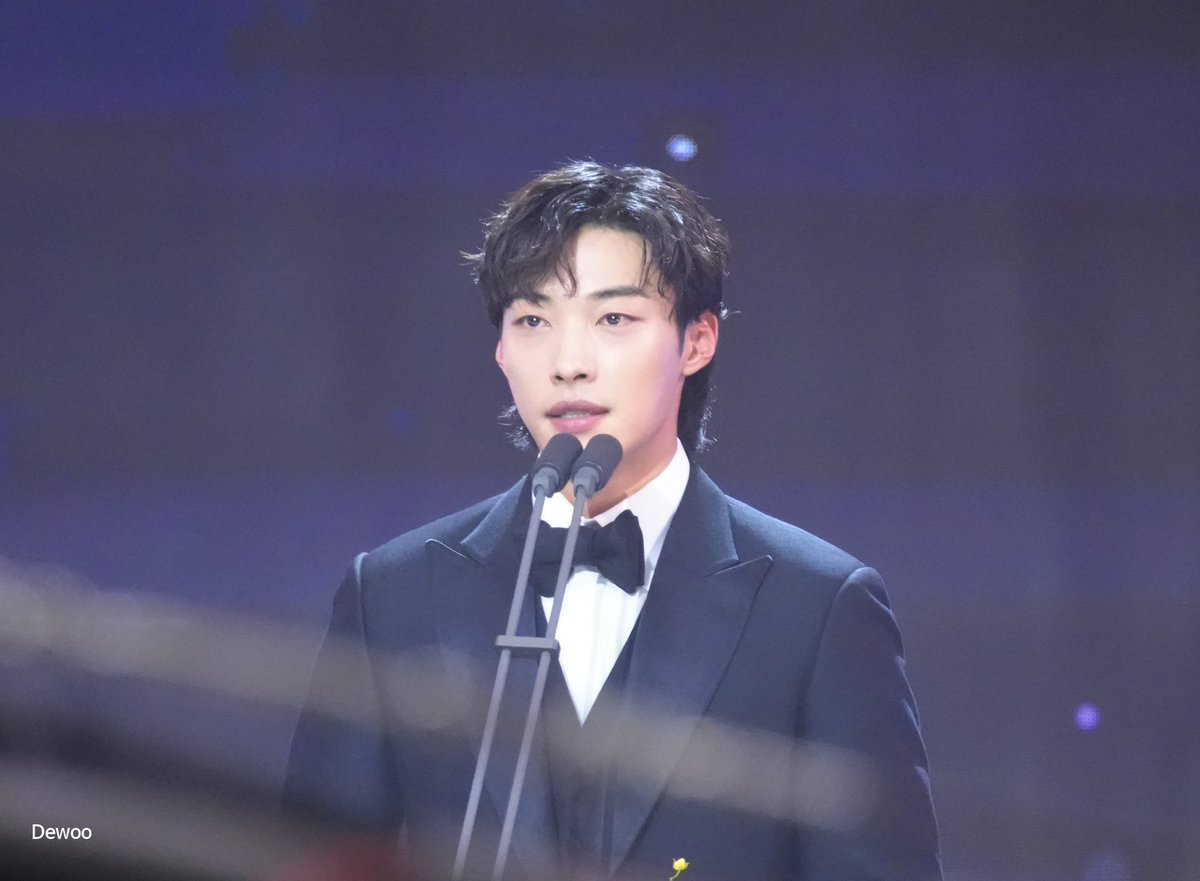 limdewoo's tweet photo. #우도환
데뷔 13주년 축하해🌸
소소하지만 프린팅박스에서 뽑고싶은 김에 혹시나 같이 뽑으실 분들 있을까 싶어요 기한은 24시간!
출력물에는 제 닉 로고가 없게 편집했습니다
코드는 타래로 https://t.co/X4LepZakxV