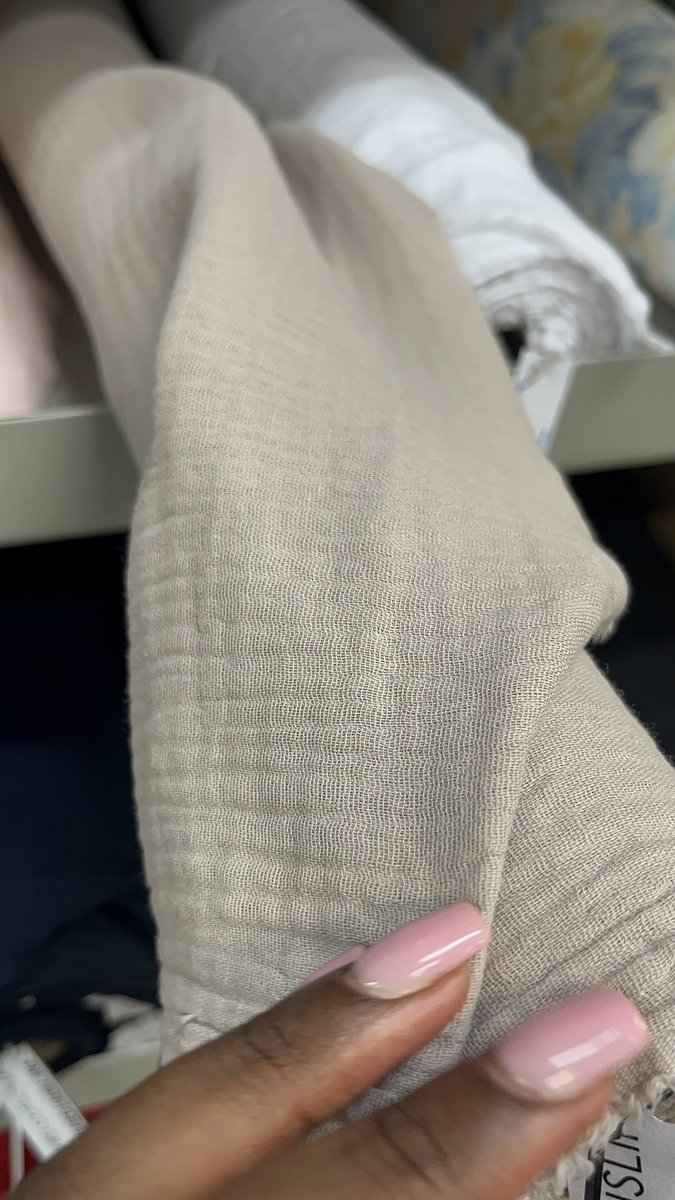 NdeshyHakaye's tweet photo. I need the men to please call me so I can make them summer linen shirt okay. 

Let that Soccer shirt rest. 
There are other earthy tone colors available. 
App me on 0816696014.

Also don’t go to SOS with a boring outfit be like @Oom_nins https://t.co/69YgW7I8t2