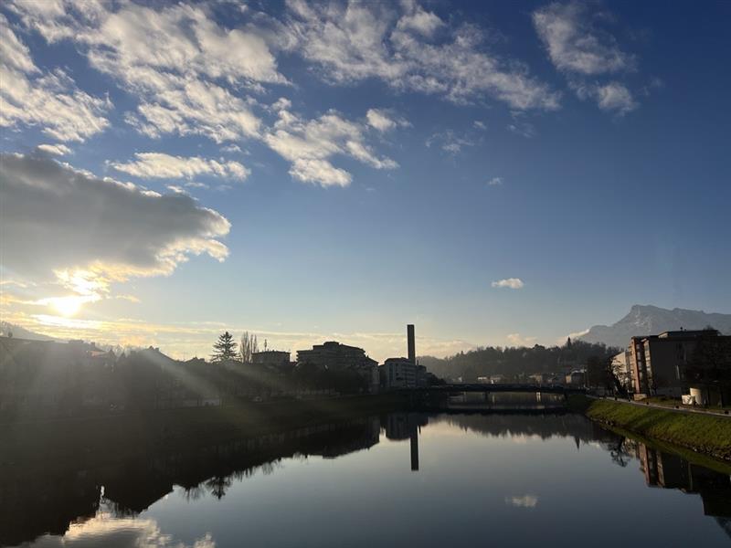 SpaceSUITE_eu's tweet photo. #SpaceSUITE's 2nd progress meeting kicked off in beautiful Salzburg!
We are looking forward to 2 days of interactive workshops on project's activities and next steps. Stay tuned!
#ErasmusPlus @Z_GIS1 - Department of Geoinformatics, University of Salzburg https://t.co/X7nifcYAOI