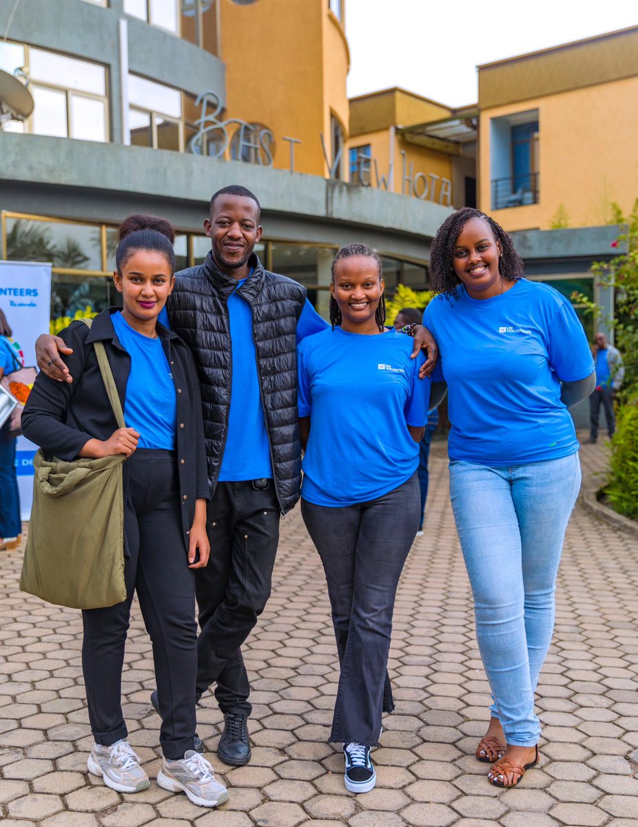 UNDP_Rwanda's tweet photo. Happy International Volunteer Day!

This #IVD2024, we proudly stand with @UNV_Rwanda in expanding opportunities for those making a difference every day through actions.
Let’s continue driving  progress on the #2030Agenda and building a fairer, more sustainable future for all. https://t.co/IJO8w0uGPZ