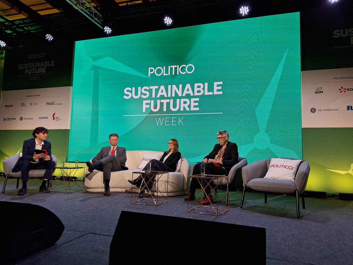 Nucleareurope's tweet photo. Yesterday, nucleareurope DG @YDesbazeille participated in a #POLITICOSustainableWeek panel on #nuclearenergy, he discussed:
🟰 Technology neutrality
🏦 Investments in new nuclear
🇪🇺 European perspectives on nuclear
@POLITICOEurope https://t.co/R7XRoxOXq9