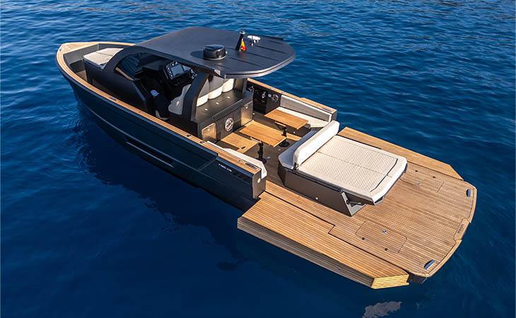 NauticaReport's tweet photo. Maxim Yachts per la prima volta al boot di Düsseldorf.
https://t.co/UzGArovJfu
#maximyachts #bootDüsseldorf #Max43Comfort #daycruiser #alexcherigny #isonaval https://t.co/lzoC9bfgnu