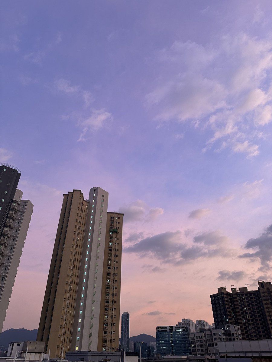 CRAVITY_twt's tweet photo. Life is a beautiful journey~ 
Seize the day ‘cuz it’s NOW OR NEVER 

#CRAVITY #크래비티
#앨런 #ALLEN
#FIND_THE_ORBIT
#Now_or_Never https://t.co/DFqbHFrEtl