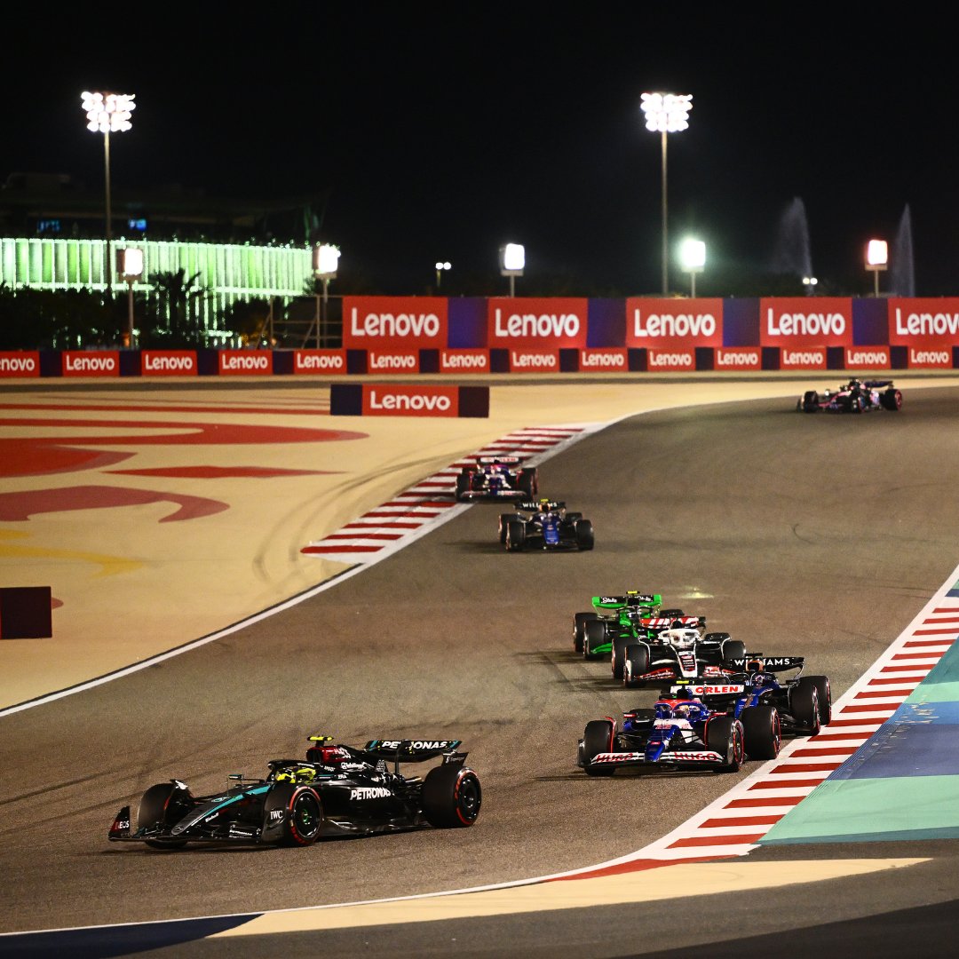 Can you tell how many Lenovo logos are in these pictures? 

You might get a chance to WIN Lenovo x F1® merch! Don’t forget to use the hashtag #LenovoF1 to validate your entry!   

*Open for SA residents only