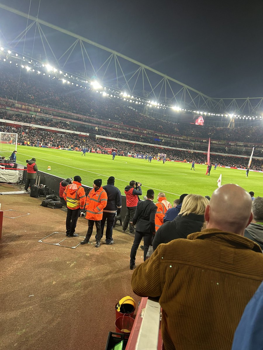 Midweeks in the capital🛏️