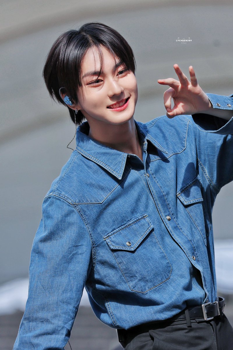 bbywoncat's tweet photo. 땨… https://t.co/V4C8GnxCLe