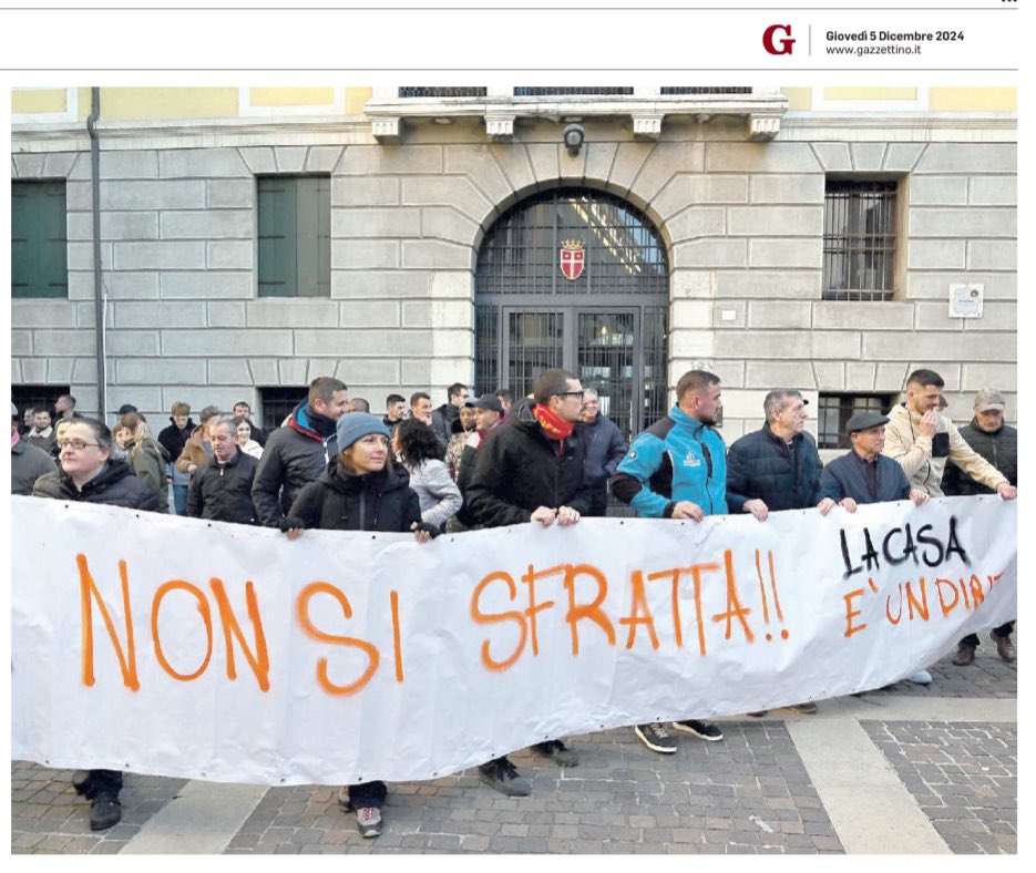 fratotolo2's tweet photo. Treviso, il 53enne Marco Magrin è morto dal freddo in un garage dopo essere stato sfrattato da Andrea Berta del centro sociale Django, lo stesso che manifestava per il diritto alla casa.

Chi “ha lasciato” solo Marco, @marcofurfaro? https://t.co/4TKpMJr0aW