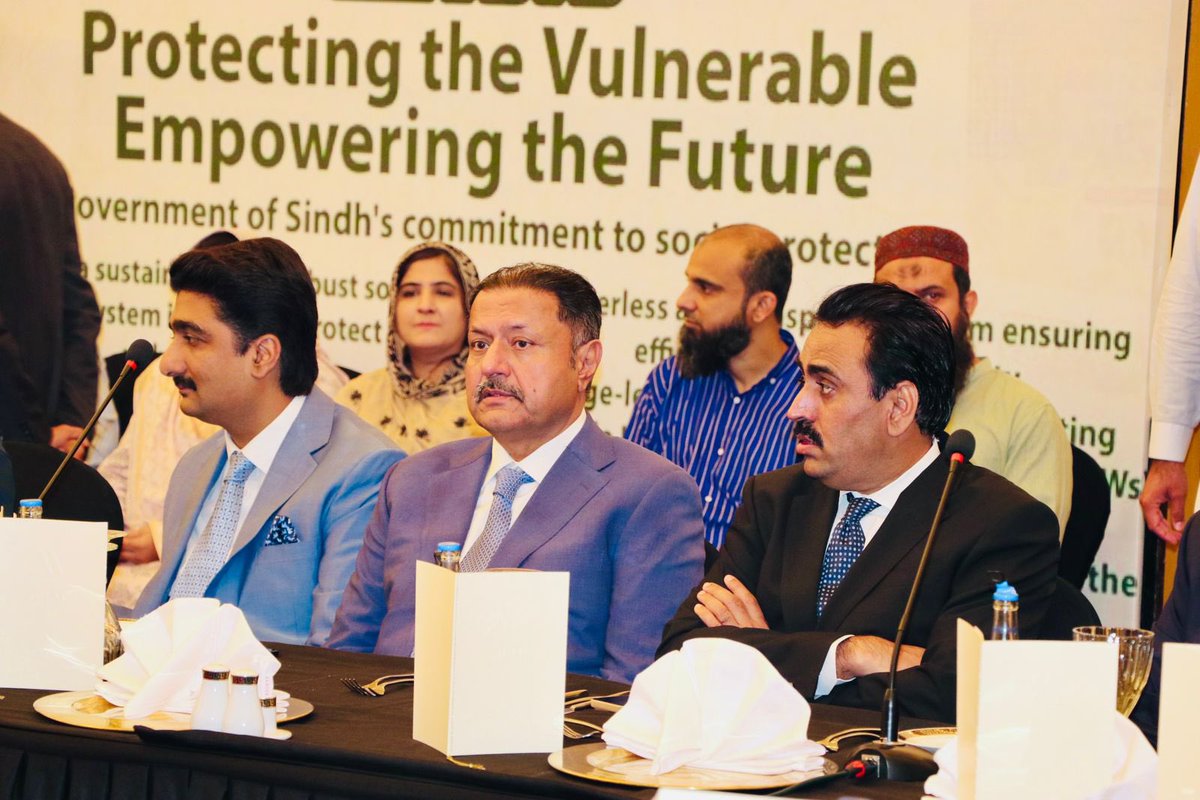 JamKhanShoroPPP's tweet photo. کراچی / 5 دسمبر 2024

حکومت سندھ اور اقوام متحدہ کی مشترکہ میزبانی میں بین الاقوامی ترقیاتی شراکت داروں کے ساتھ میرٹ ہوٹل کراچی میں ہم آہنگی سے متعلق تقریب، تقریب میں وزیراعلی سندھ سید مراد علی شاہ، صوبائی وزیر برائے آبپاشی سندھ جام خان شورو اور دیگر
1/2
@JamKhanShoro https://t.co/8Y9RncVx8Q