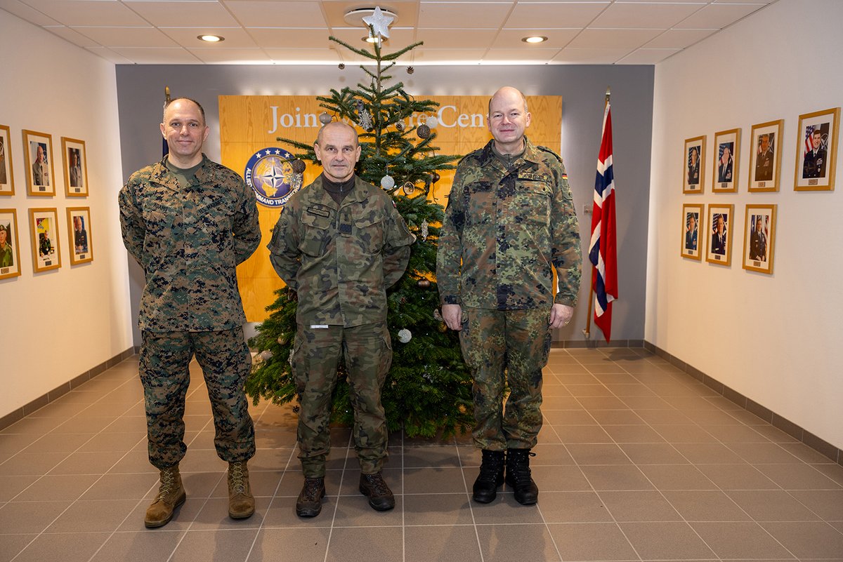 NATO_JWC's tweet photo. Maj. Gen. Bogdan Rycerski, Commander @NATO_JFTC, visited @NATO_JWC to meet with the JWC leadership and observe #NATO Ex STEADFAST DAGGER 2024. During his visit, the JFTC Commander also had the opportunity to participate in the JWC’s cooperative resource management #wargame, Dagger’s Edge; an educational tabletop  board game, based on the STEADFAST DAGGER 2024 training scenario.
#WeAreNATO