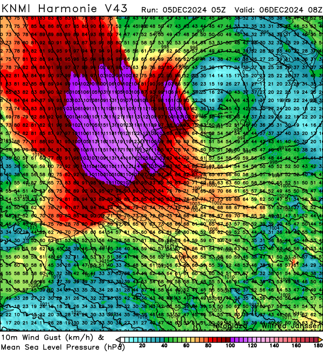 weermanrobert's tweet photo. Morgenochtend wordt het weer onstuimig! Langs de kust van Noord-Holland, het IJsselmeergebied, de Wadden en de Friese kust kans op #westerstorm! Ook zeer zware windstoten mogelijk van 100-110 km/u. Sluit lokaal iets meer niet uit. Jullie weten waar ik morgenochtend ben...😇 https://t.co/o1JyQUuXVj