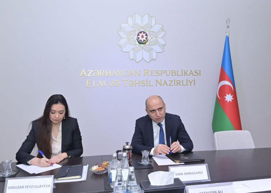sntvnews1's tweet photo. #Somalia’s Ambassador to Turkey and non-resident Ambassador to #Azerbaijan, @Fathudin_Ospite met in #Baku with the Minister of Science and Education, Emin Amrullayev. In the meeting, opportunities to further develop cooperation between the two countries in the fields of science and education were discussed.