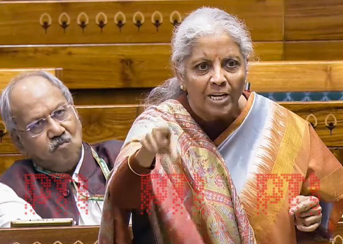 capturememory's tweet image. அடியே பாப்பார மயிலு.. 
இங்க இந்தி கத்துக்குறது இருக்கட்டும்.. வடக்கனுங்களுக்கு எப்போ தமிழ் கத்து குடுப்பாளாம் அந்த ஊறுகாய்  கெழவி?? 
#NirmalaSitharaman #TamilNadu #LearnTamil #Pushpa2TheRule