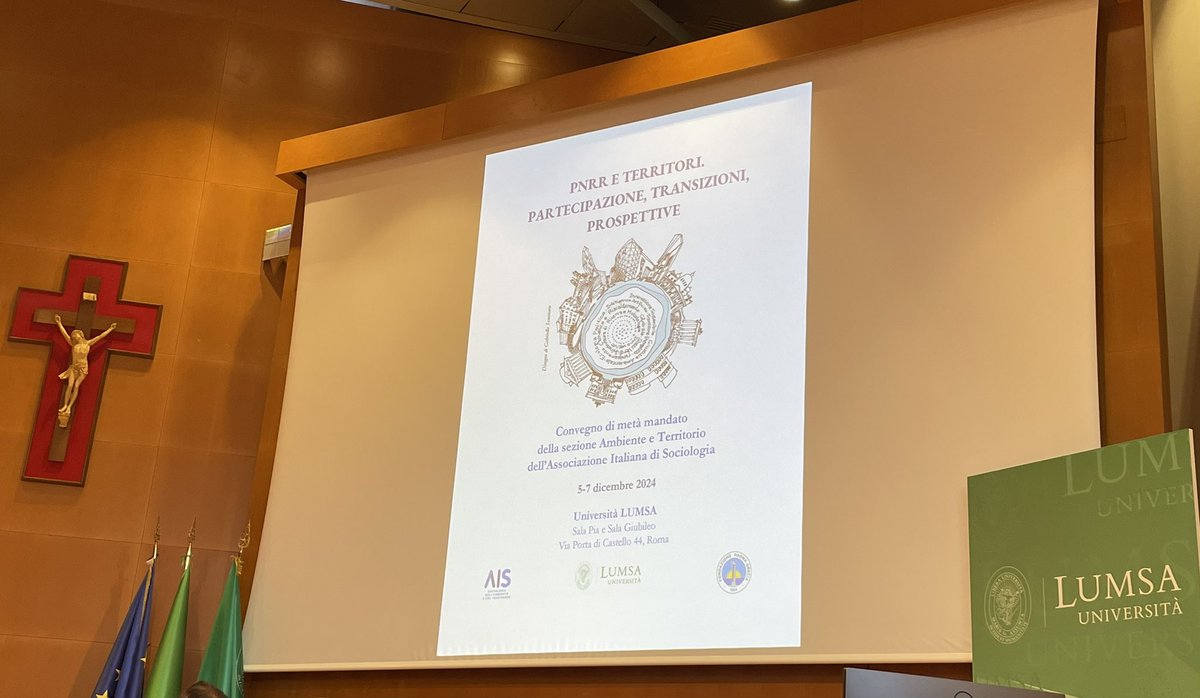 cavaliere61's tweet photo. @newsAIS #ambiente #territorio @UniLUMSA per presentare il mio lavoro #governance #collaborativa e #gentrification #consapevole per superare #overtourism https://t.co/mjNCTTRfYR