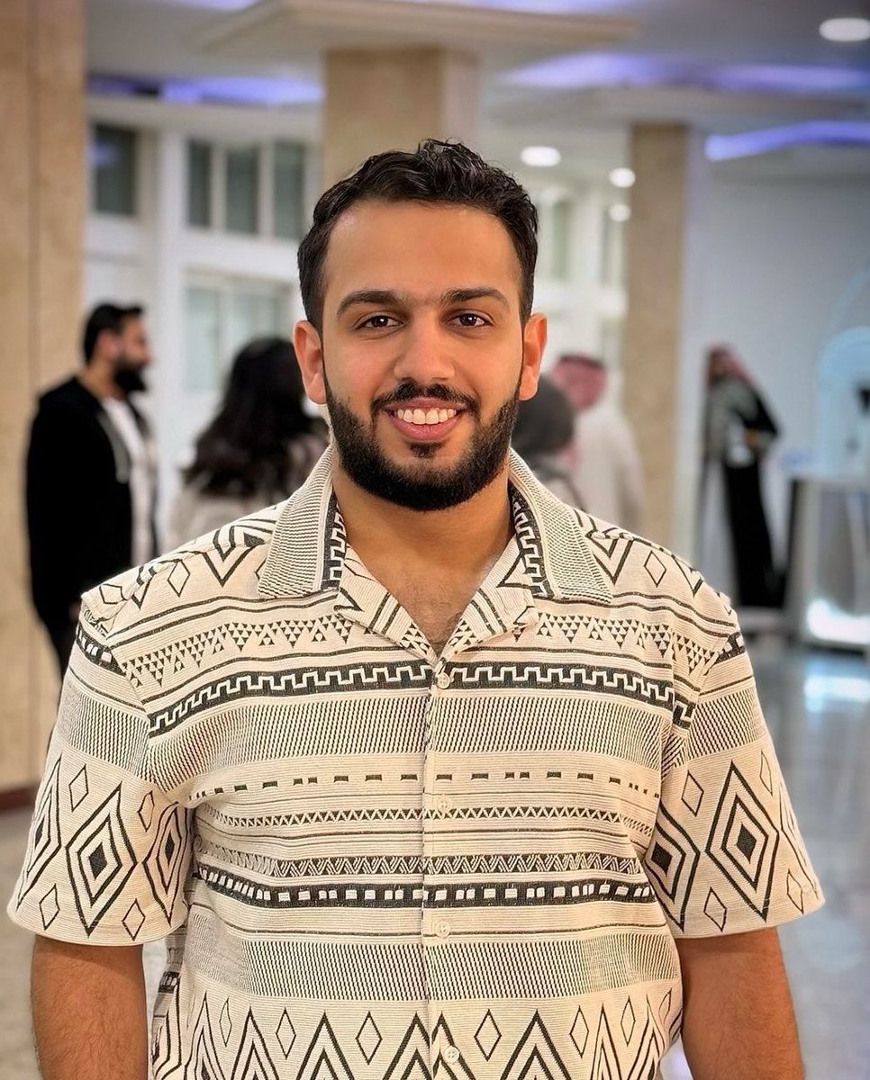 فرقة آفـاق المسرحية tweet media